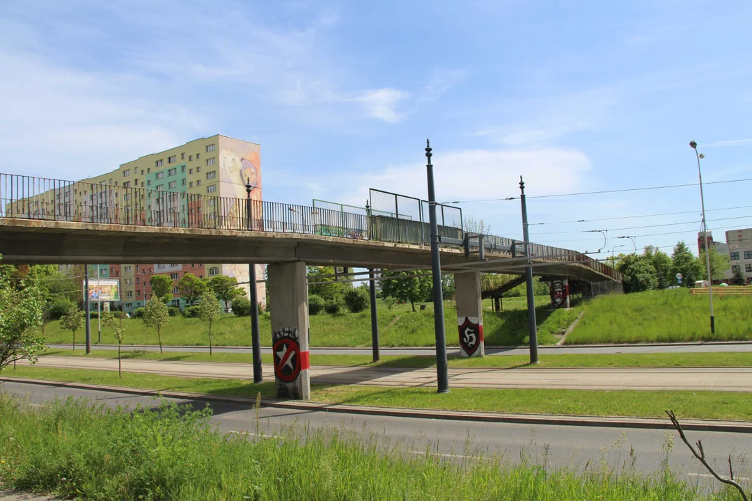 Kładki nad al. Wyszyńskiego w Łodzi do rozbiórki