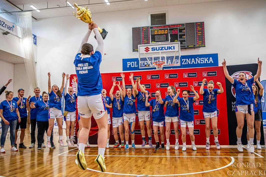 Sukces poznańskiej koszykówki. Złoto dla ENEI AZS-u, srebro dla MUKS-u  GALERIA - Zdjęcie główne