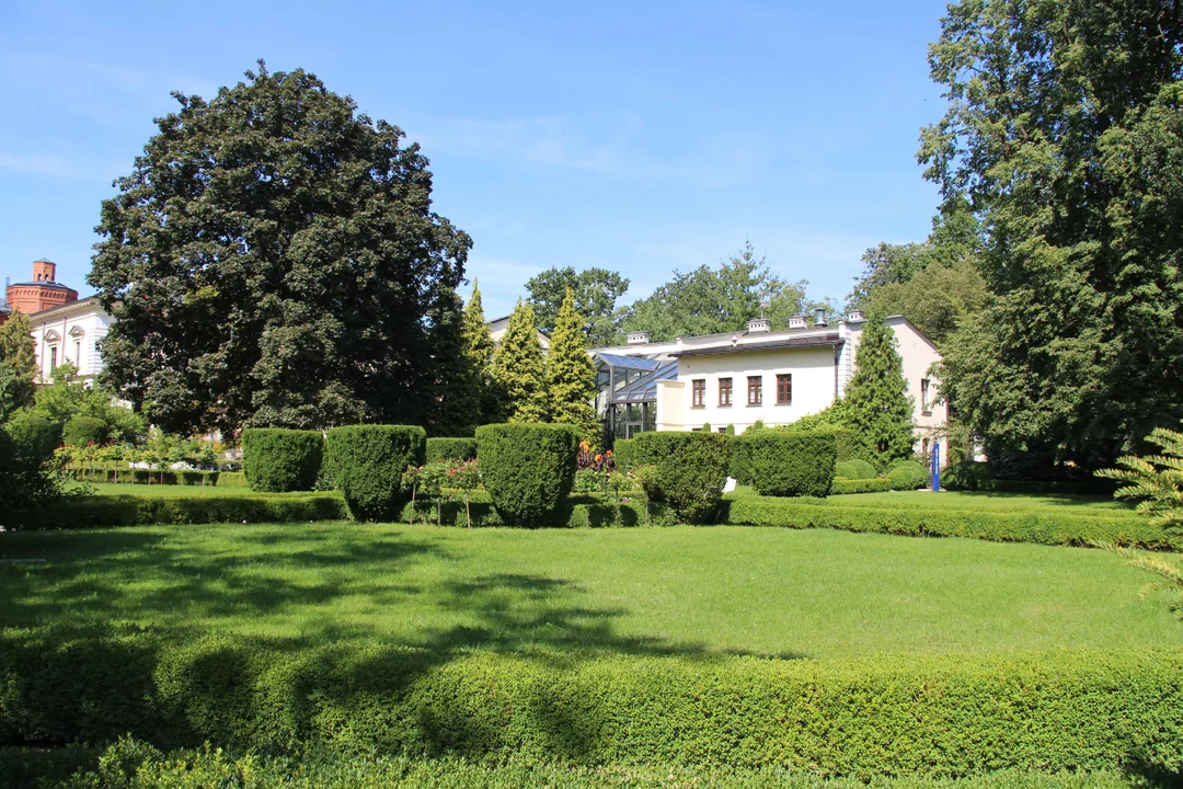 Zachwycający ogród Muzeum Pałacu Herbsta