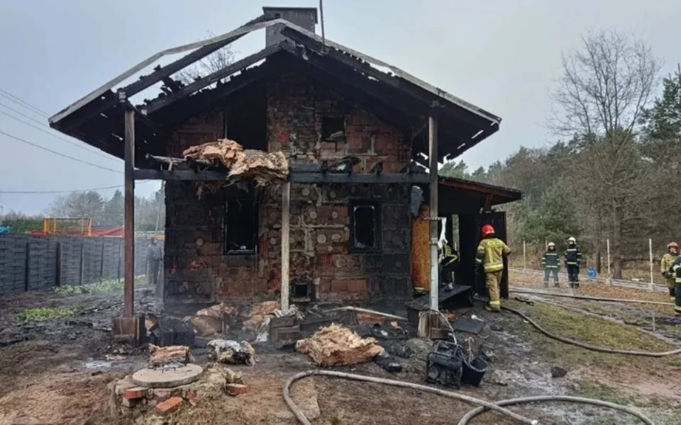 Ogień strawił ich dom, stracili dorobek życia. Dramatyczny apel o pomoc [FOTO] - Zdjęcie główne