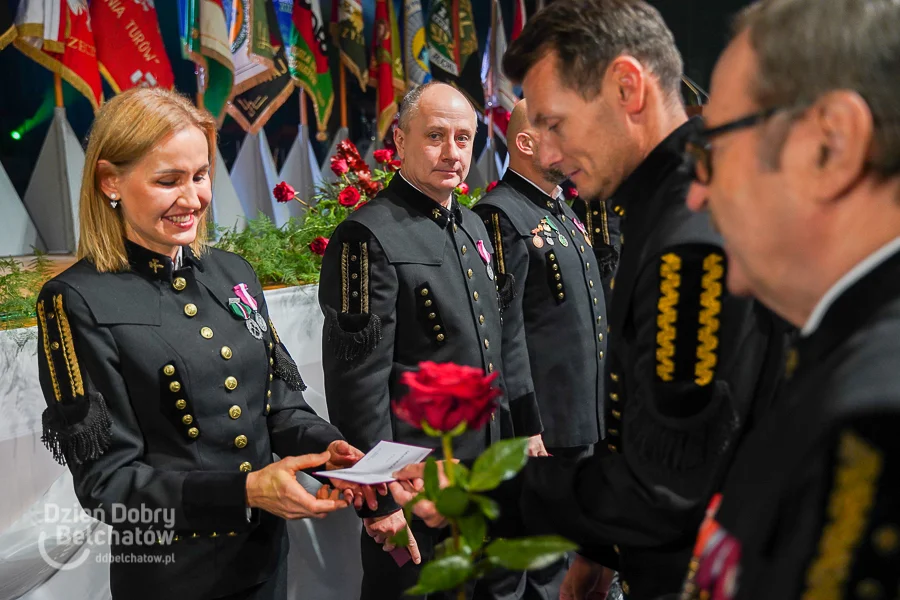 Centralne obchody Barbórki w PGE GiEK. Górnicy dostali medale i wyróżnienia [FOTO] - Zdjęcie główne