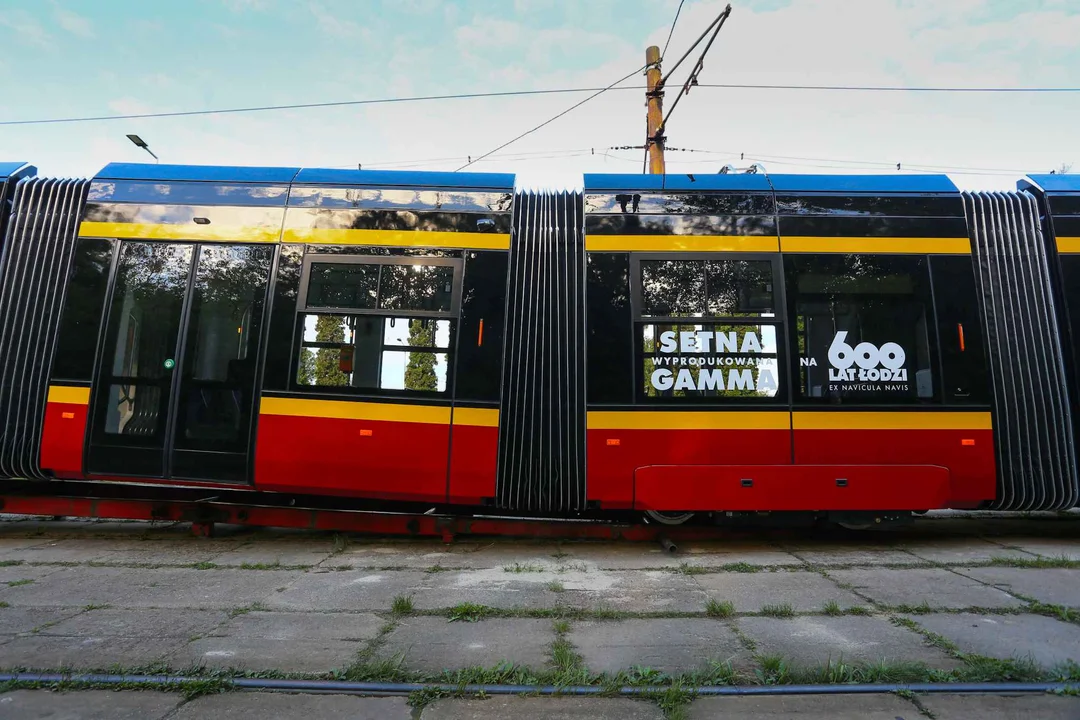 Nowe tramwaje Moderus Gamma docierają do Łodzi