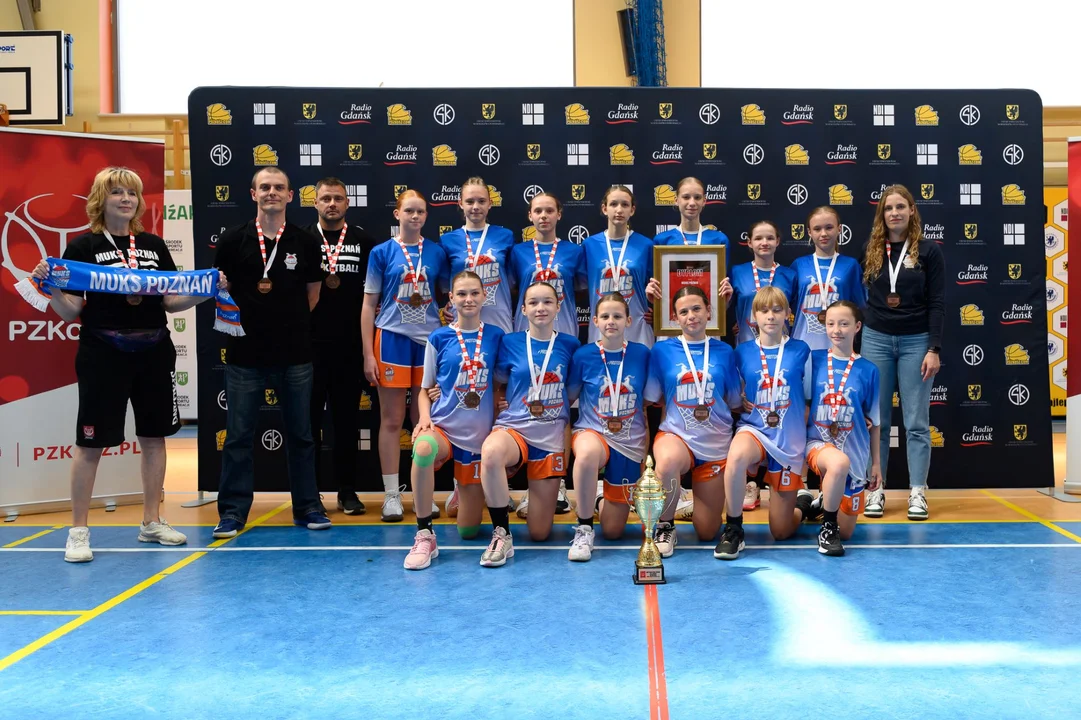 Koszykarki MUKS-u Poznań z kolejnym medalem. Trzecim w tym sezonie  GALERIA - Zdjęcie główne