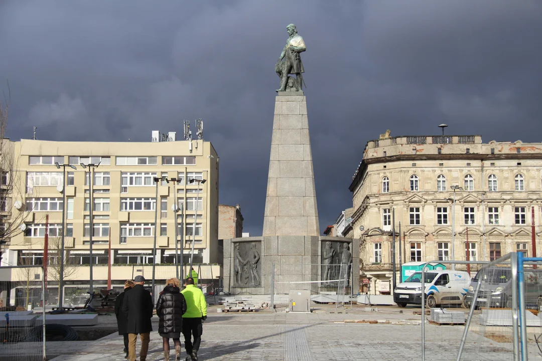 Dobiega końca przebudowa placu Wolności w Łodzi