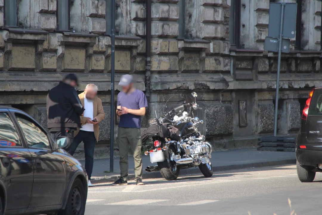 Kolizja samochodu z motocyklem na Zachodniej