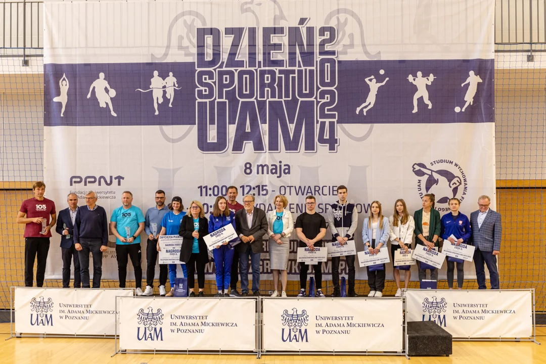 UAM Poznań nagrodził studentów sportowców oraz trenerów.  GALERIA - Zdjęcie główne
