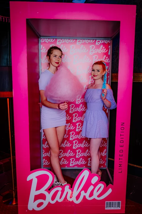 Różowa impreza w stylu Barbie w Teatr Club Łódź