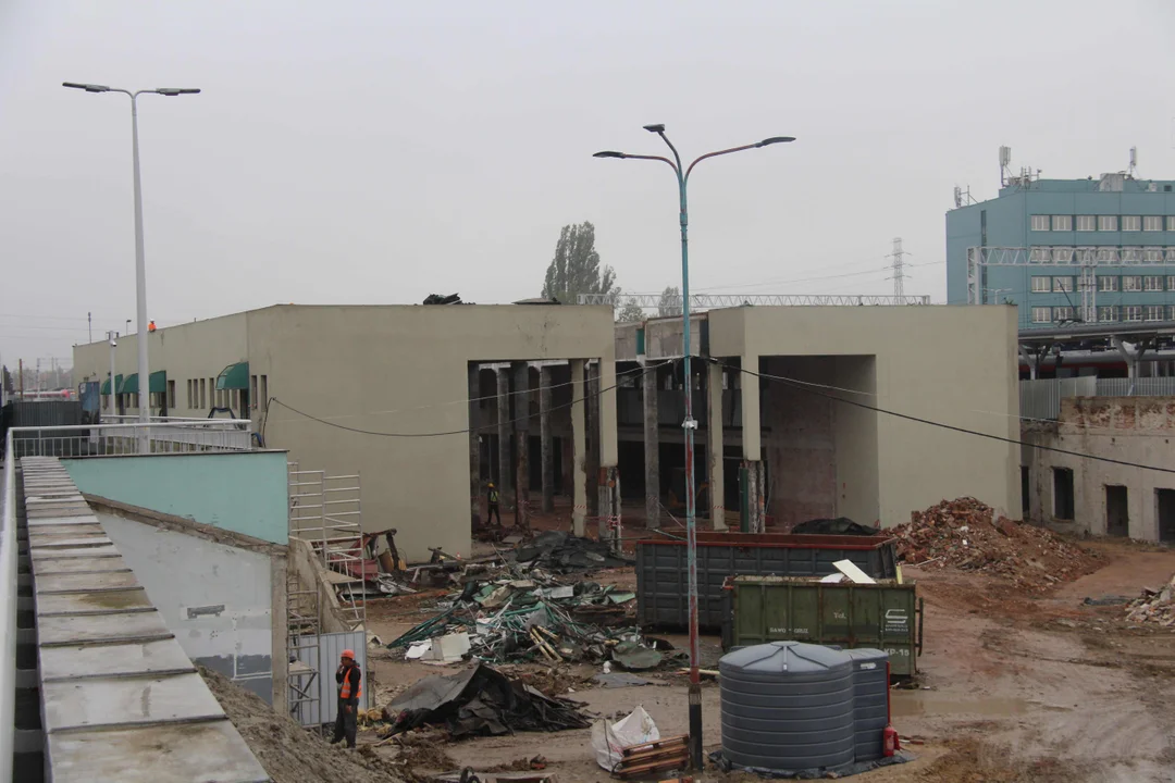 Wyburzanie budynku dworca Łódź Kaliska - stan na 25.10.2023 r.