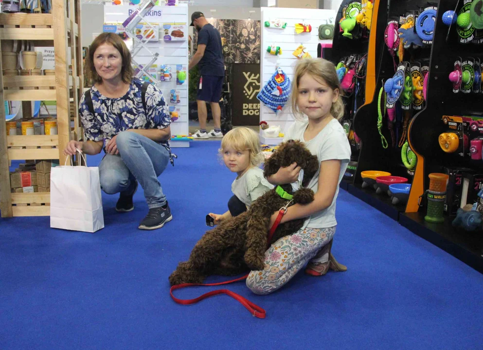 Targi Pet Expo w hali Expo w Łodzi. Można na nich kupić wszystko dla domowych zwierząt [ZDJĘCIA] - Zdjęcie główne