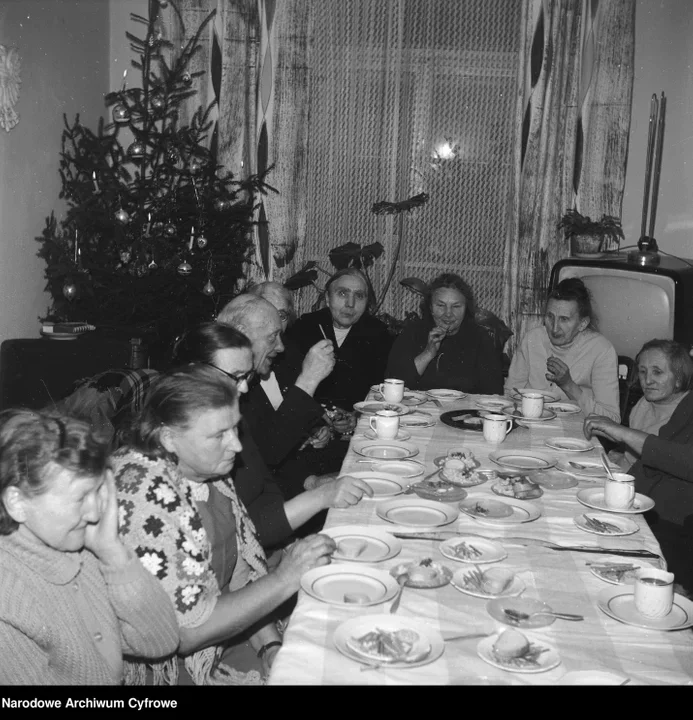 Święta Bożego Narodzenia na archiwalnych zdjęciach Narodowego Archiwum Cyfrowego