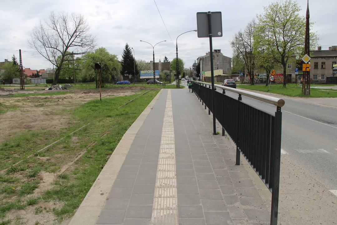 Mieszkańcy Dąbrowy czekają na powrót tramwajów MPK