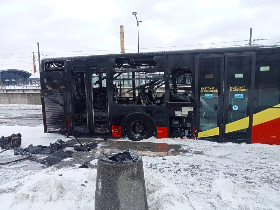 Spalony autobus w Łodzi