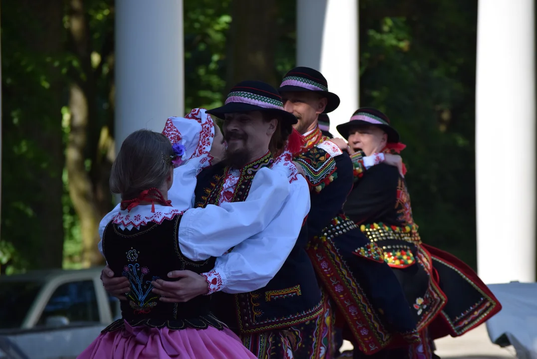 Spotkanie z folklorem w Parku Julianowskim