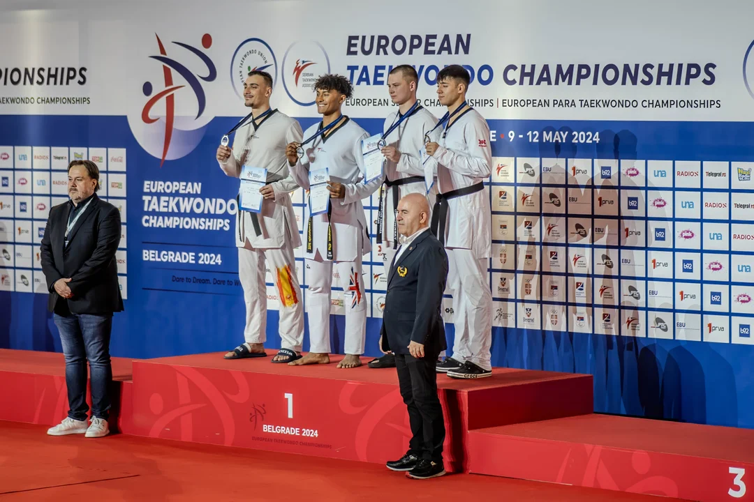 Krystian Haremza na podium mistrzostw Europy. "Rok temu chciałem zakończyć karierę"  GALERIA - Zdjęcie główne