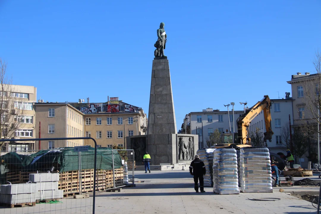 Dobiega końca przebudowa placu Wolności w Łodzi