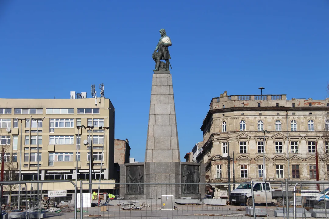 Dobiega końca przebudowa placu Wolności w Łodzi