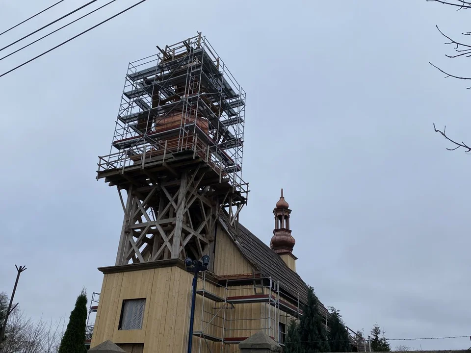 Odbudowa kościoła w Mileszkach