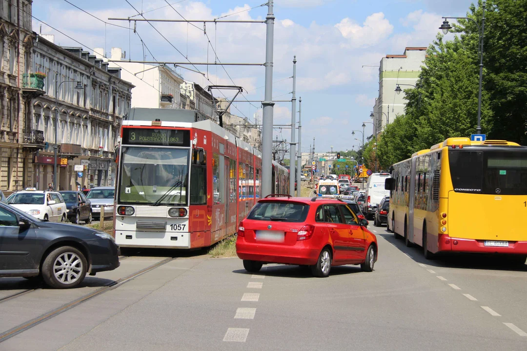 Trwa walka z czasem, aby wznowić ruch tramwajowy na Zachodniej