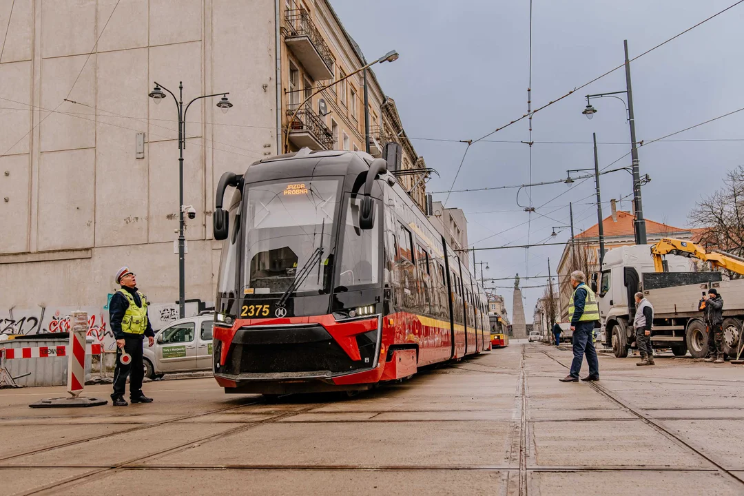 Pierwsze tramwaje na ulicy Legionów w Łodzi