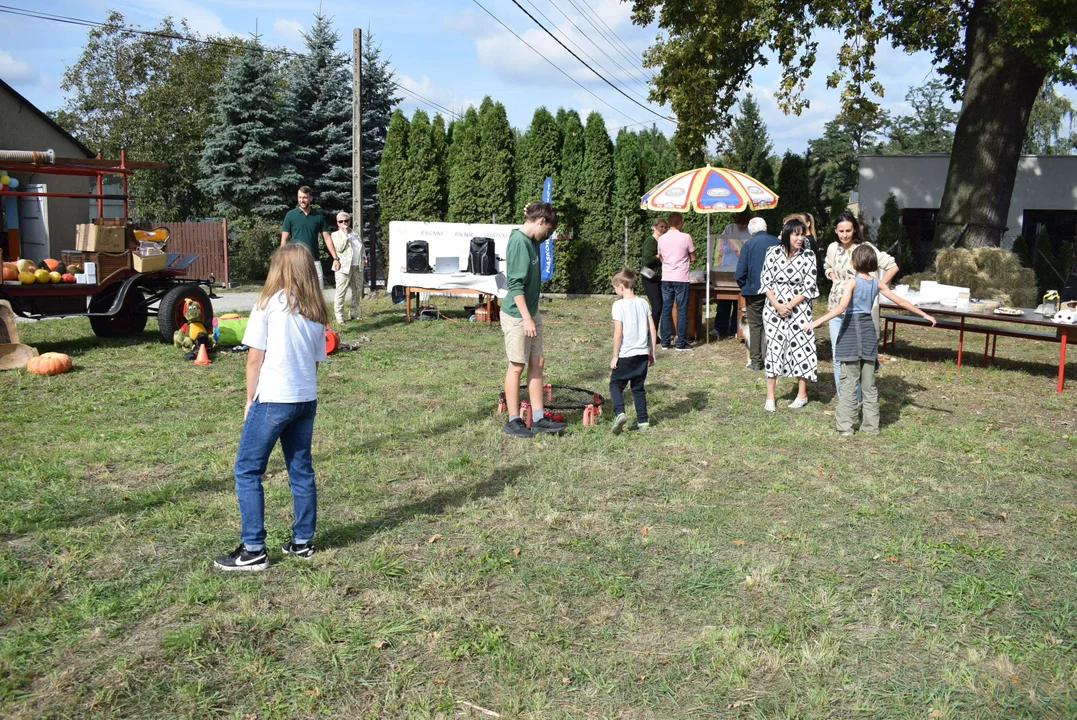 Jesienny Piknik Sąsiedzki osiedla Piaskowice-Aniołów