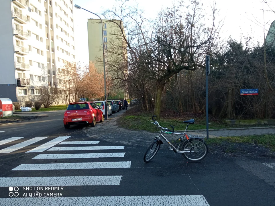 Przejście dla pieszych na skrzyżowaniu ulic Solskiego i Zelwerowicza