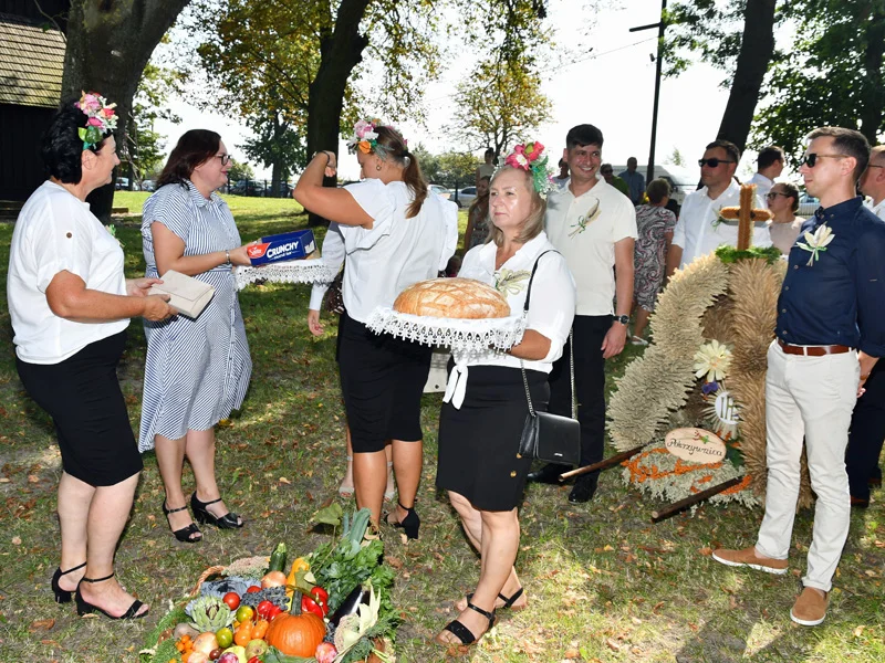 Gminno-parafialne dożynki w Ciechosławicach