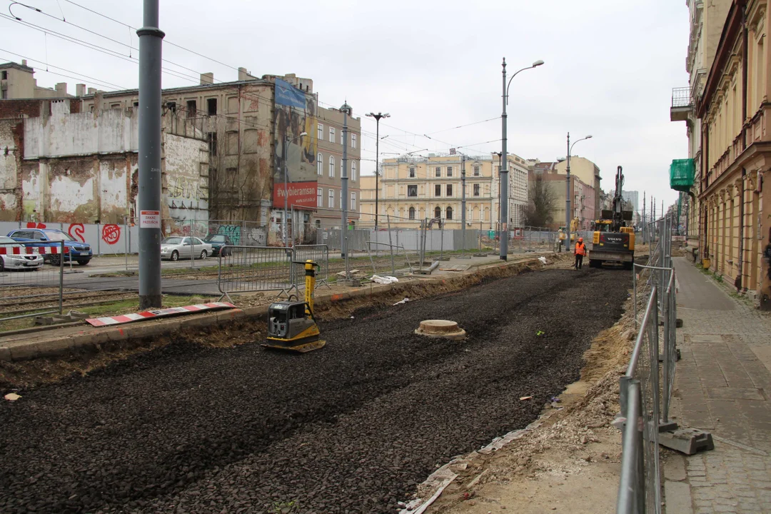 Budowa przystanku kolejowego Łódź Śródmieście - stan na 18.03.2024 r.