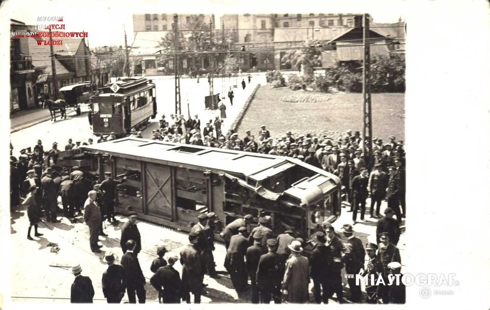 Kolizja tramwajowa na Górnym Rynku, rok 1929