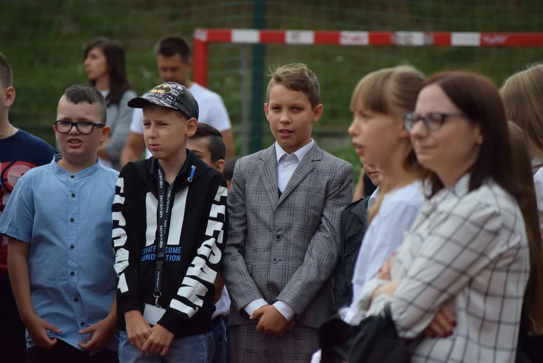 Rozpoczęcie roku szkolnego w Szkole Podstawowej nr 11 w Zgierzu