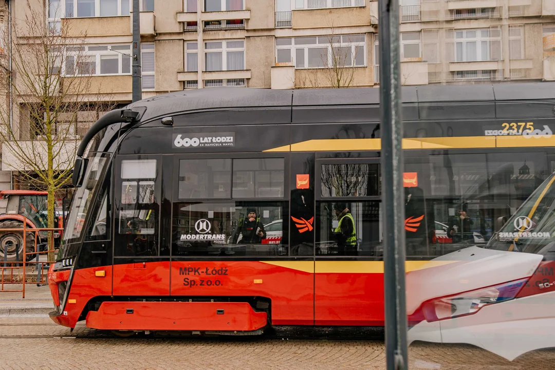 Pierwsze tramwaje na ulicy Legionów w Łodzi