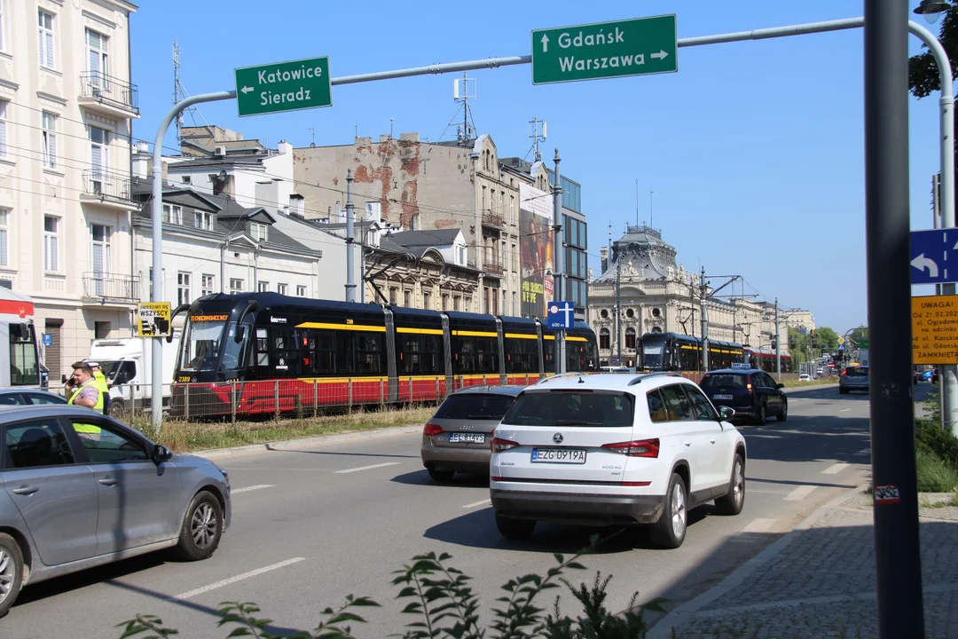 Potężne utrudnienia dla podróżnych MPK Łódź na Zachodniej w Łodzi