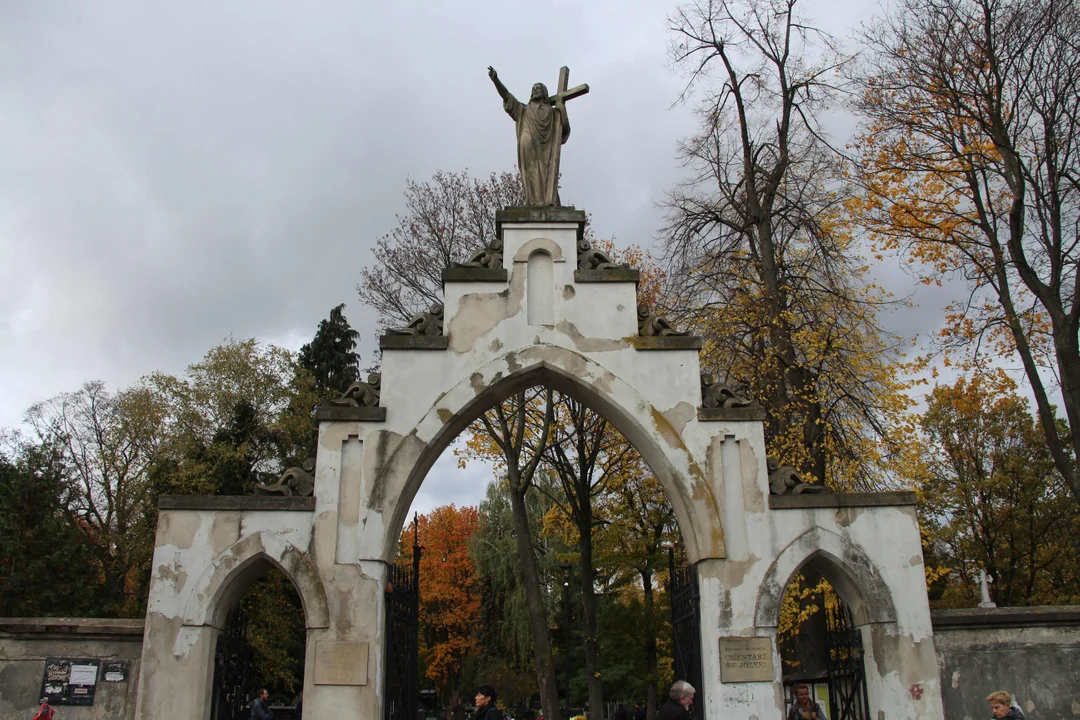 Wszystkich Świętych 2023 - cmentarze Ogrodowa