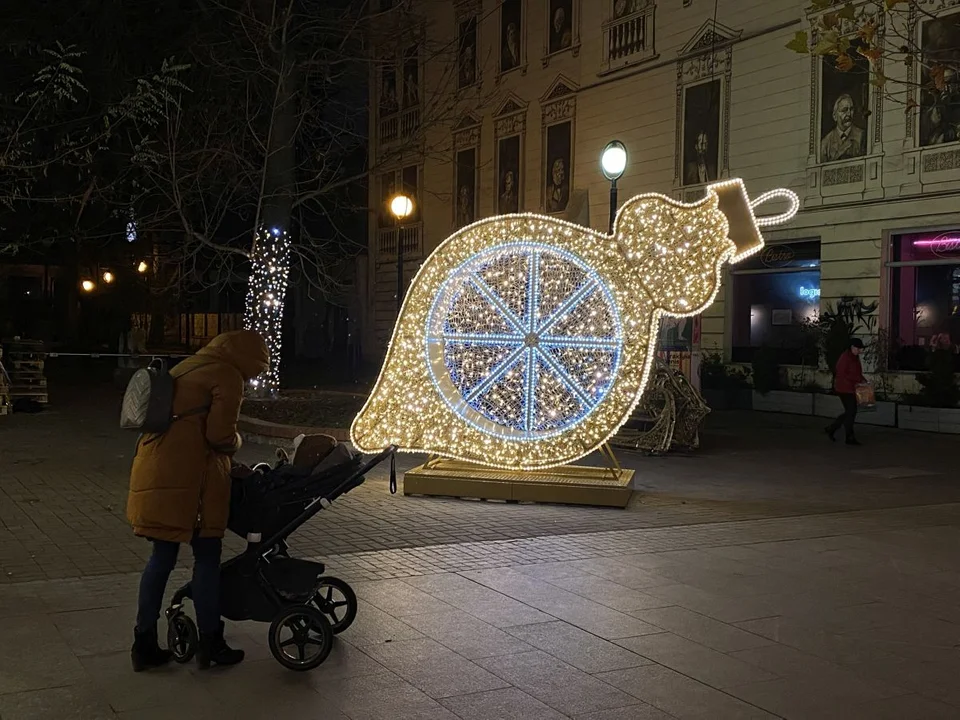 Świąteczna iluminacja na Piotrkowskiej
