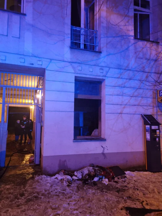 Nocny pożar w Łodzi na ul. Więckowskiego