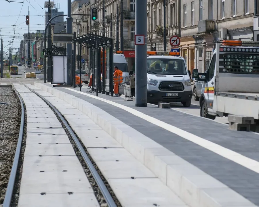 Koniec budowy podwójnych przystanków tramwajowych przy Zachodniej