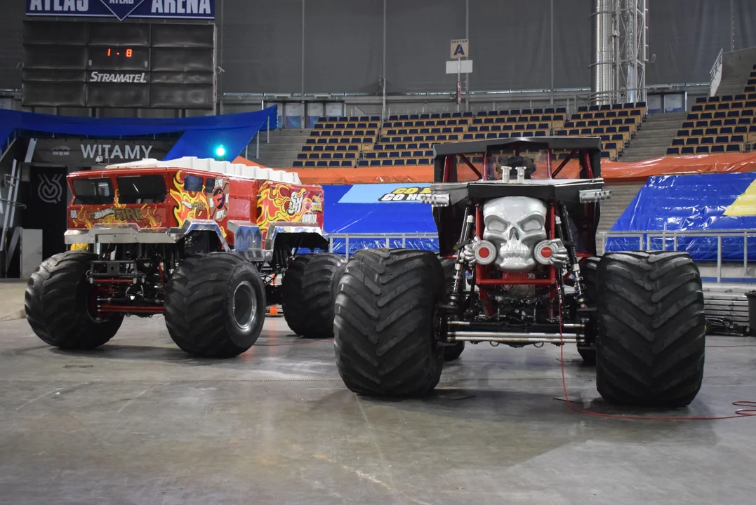 Hot Wheels Monster Trucks rozniosą Atlas Arenę. Ryk silników i popisy [ZDJĘCIA] - Zdjęcie główne