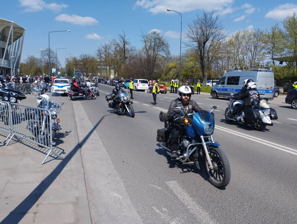 Łodzianie chcą robić motocyklowe prawo jazdy. Ile kosztuje kurs, a ile egzamin? - Zdjęcie główne