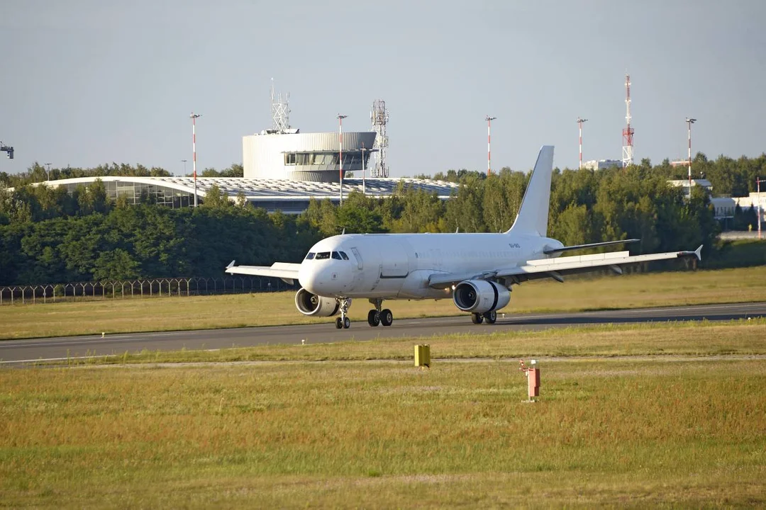 Airbus A320 nad Łodzią