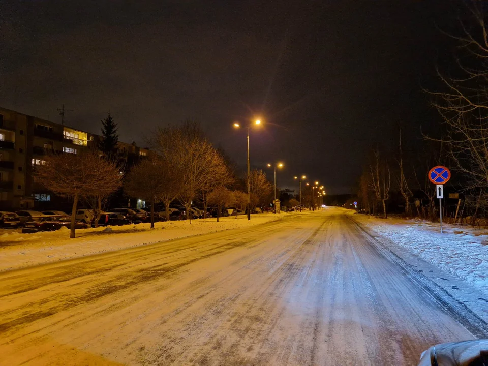 Jakie warunki panują na zgierskich drogach? Czy zima w lutym zaskoczyła drogowców? - Zdjęcie główne