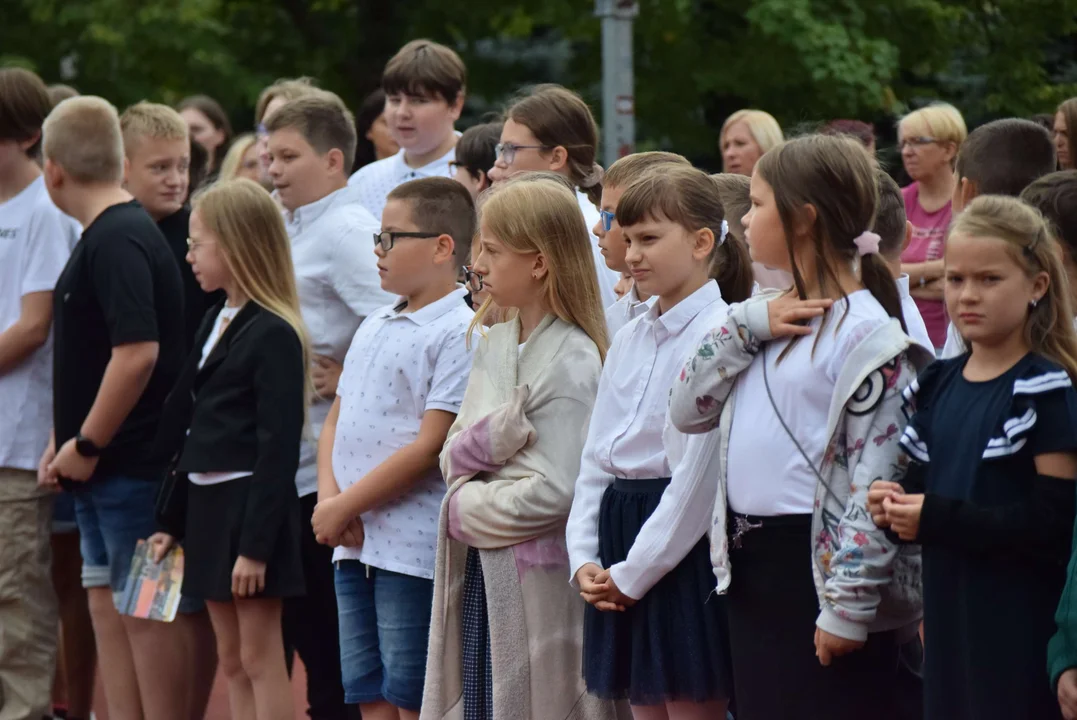 Rozpoczęcie roku szkolnego w Szkole Podstawowej nr 11 w Zgierzu