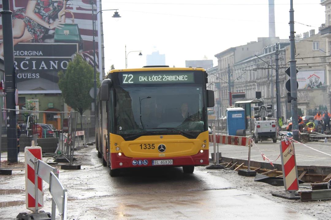 Przebudowa skrzyżowania ulic Zachodniej z Legionów w Łodzi - stan na 21.10.2023 r.