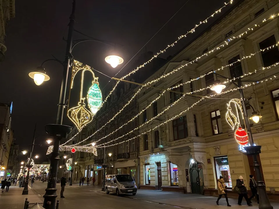 Świąteczna iluminacja na Piotrkowskiej