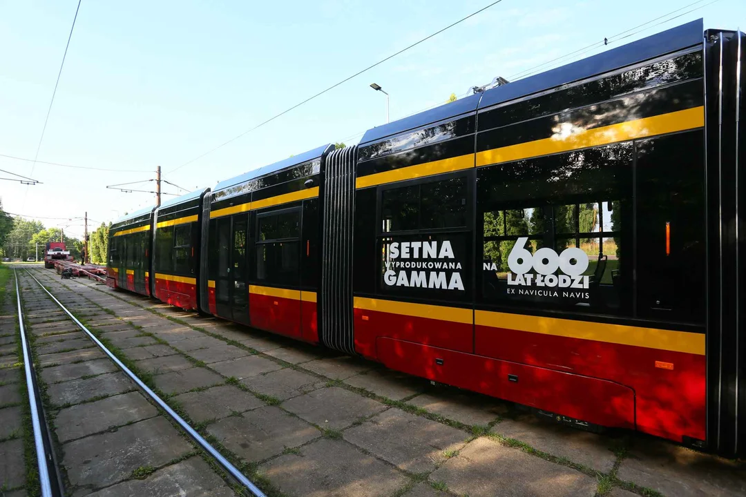 Nowe tramwaje Moderus Gamma docierają do Łodzi