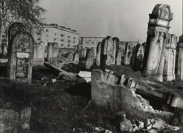 Cmentarz żydowski przy ul. Jana Pawła II (zdjęcie z okresu powojennego)