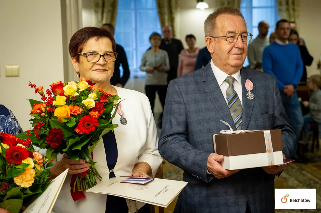 Małżeństwa z Bełchatowa uhonorowane medalami Prezydenta RP [FOTO] - Zdjęcie główne