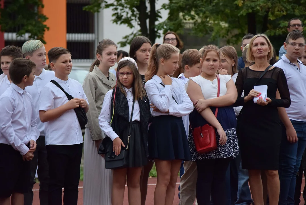 Rozpoczęcie roku szkolnego w Szkole Podstawowej nr 11 w Zgierzu