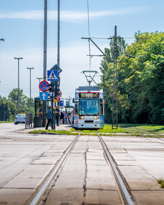 Pętle Teofilów i Żabieniec zostaną przebudowane