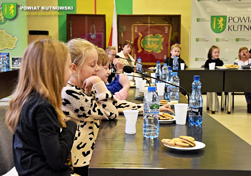 Wizyta uczniów Szkoły Podstawowej nr 1 w siedzibie Starostwa Powiatowego w Kutnie
