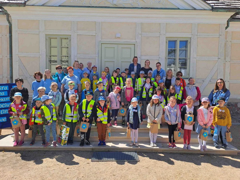 Kutnowskie przedszkolaki z wizytą w Pałacu Saskim. Wzięły udział w grze miejskiej [ZDJĘCIA] - Zdjęcie główne