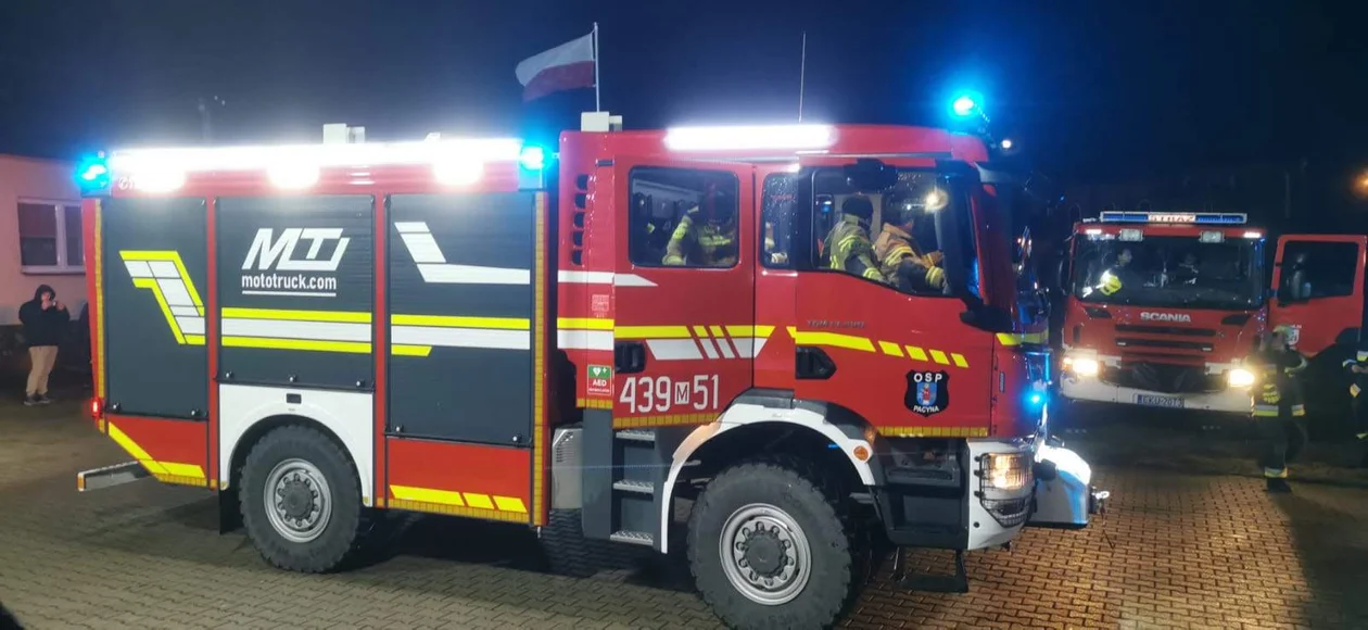 Powitanie nowego wozu strażackiego w regionie